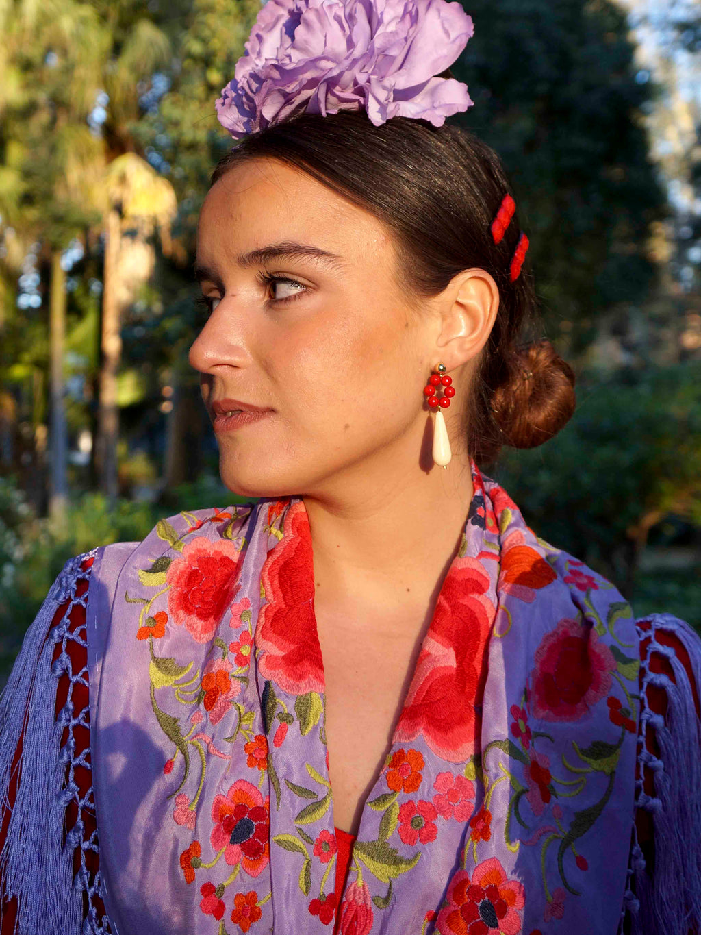 Pendientes Carmen lágrima burdeos