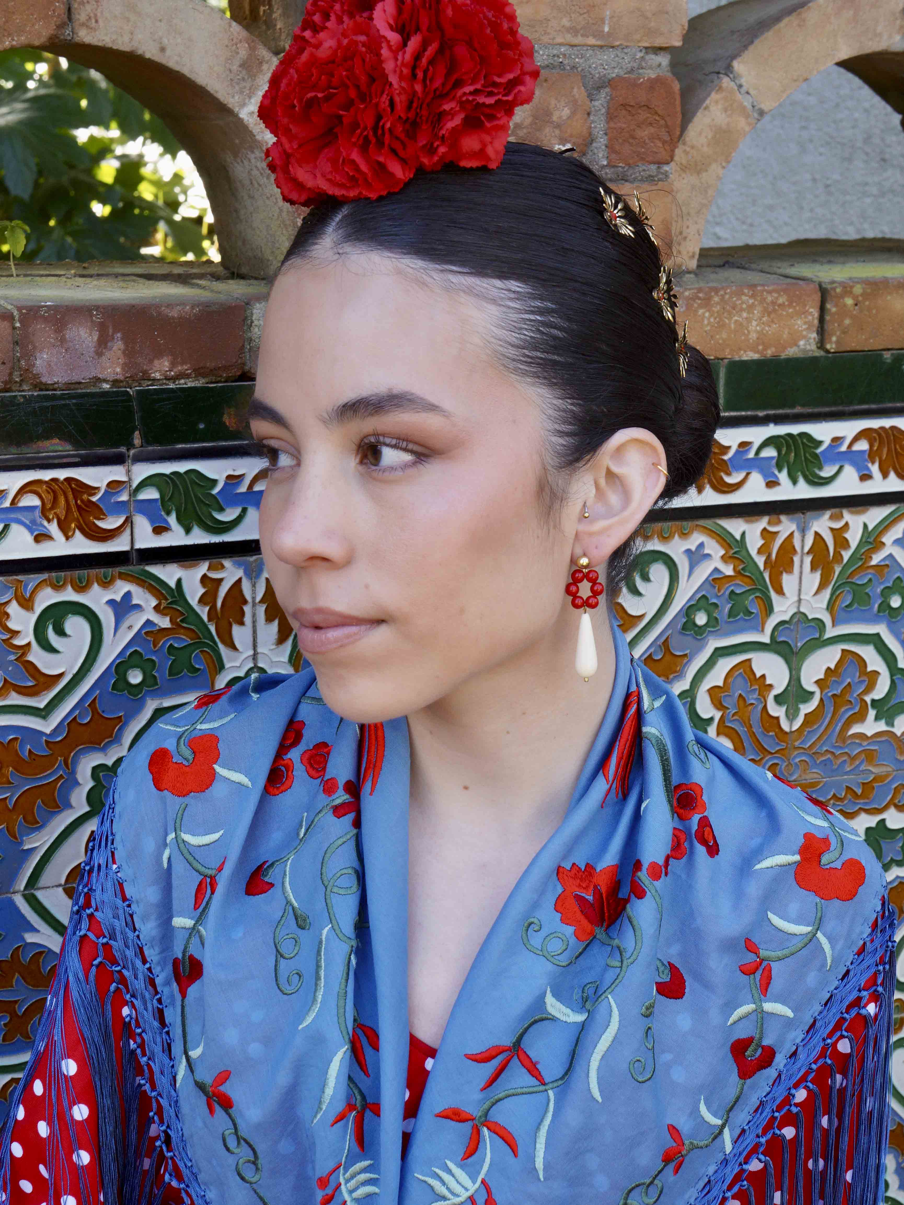 Pendientes Carmen lágrima hueso