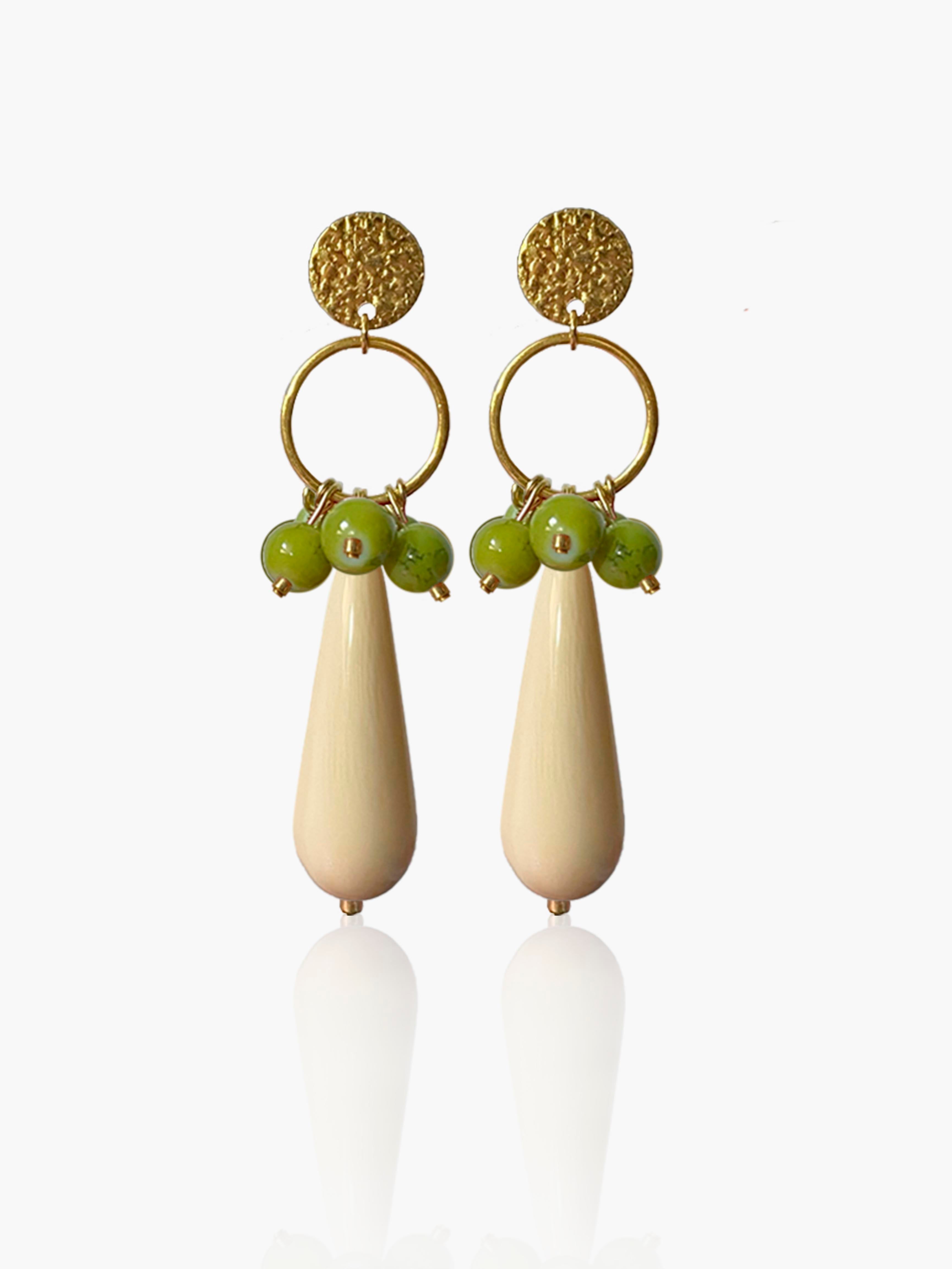 Pendientes Cayetana lágrima hueso